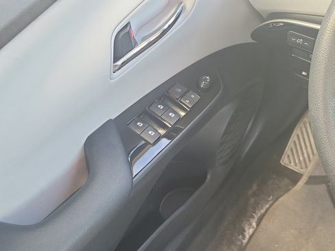 Used 2017 Toyota Prius Two w/ Prius Two Safety Plus Package FWD image 20
