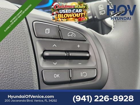 Certified 2026 Hyundai Venue SEL FWD image 22