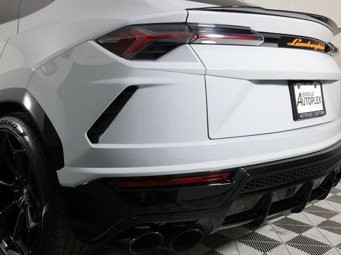 Used 2022 Lamborghini Urus AWD/4WD image 49