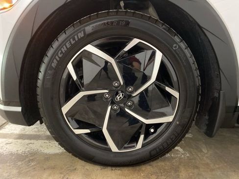 Used 2023 Hyundai Ioniq 5 SEL image 25