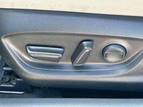 Used 2023 Toyota Camry SE w/ Audio Upgrade Package image 23