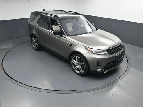 Used 2022 Land Rover Discovery HSE R-Dynamic image 38