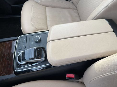 Used 2018 Mercedes-Benz GLS 450 4MATIC image 20