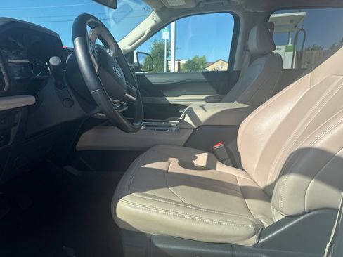 Certified 2024 Ford Expedition Limited RWD image 10