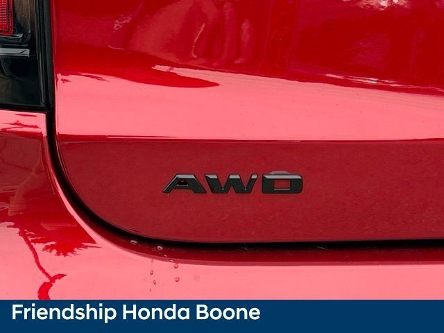 Used 2024 Cadillac XT6 Sport w/ Technology Package AWD/4WD image 13