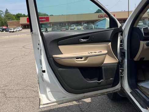 Used 2012 GMC Acadia SLT image 10
