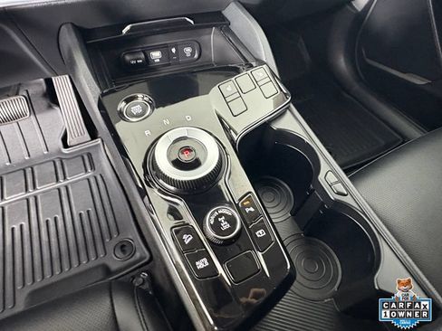 Certified 2025 Kia Sportage EX AWD/4WD image 24