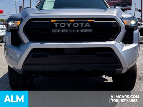 Used 2024 Toyota Tacoma SR RWD image 14
