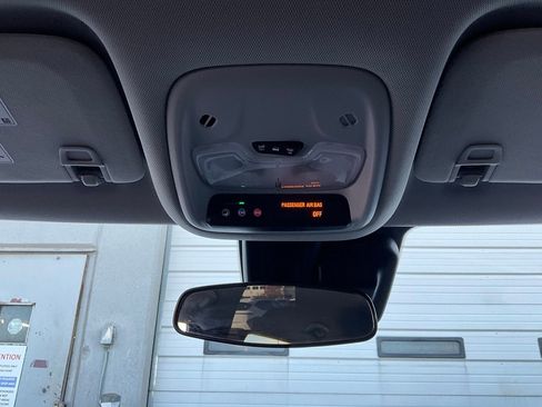 Used 2025 Chevrolet TrailBlazer LT image 14