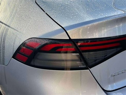 Used 2025 Honda Accord EX-L image 14