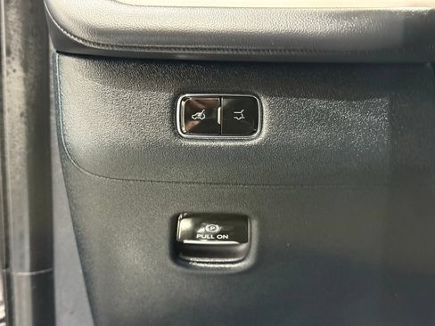 Used 2025 Lincoln Navigator L Reserve AWD/4WD image 41