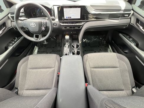 Used 2025 Toyota Camry LE w/ Convenience Package FWD image 10