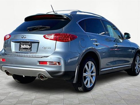 Used 2017 INFINITI QX50 2WD w/ Premium Plus Package image 2
