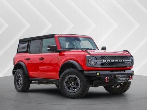 Used 2021 Ford Bronco 4-Door AWD/4WD image 1