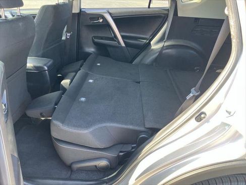 Certified 2018 Toyota RAV4 XLE FWD image 24
