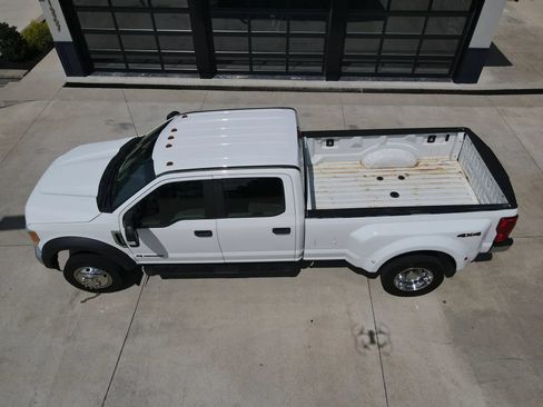 Used 2017 Ford F450 XL w/ Power Equipment Group AWD/4WD image 51