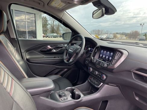 Used 2023 GMC Terrain AT4 image 29