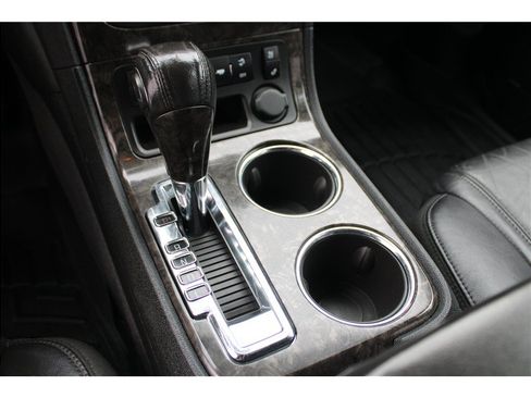 Used 2012 GMC Acadia Denali AWD/4WD image 29