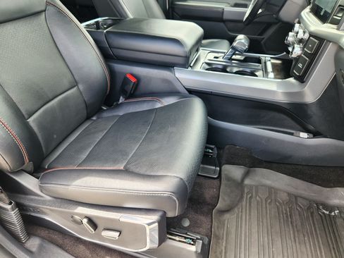Used 2021 Ford F150 Lariat w/ FX4 Off-Road Package AWD/4WD image 14