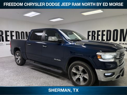 Used 2022 RAM 1500 Laramie AWD/4WD image 3