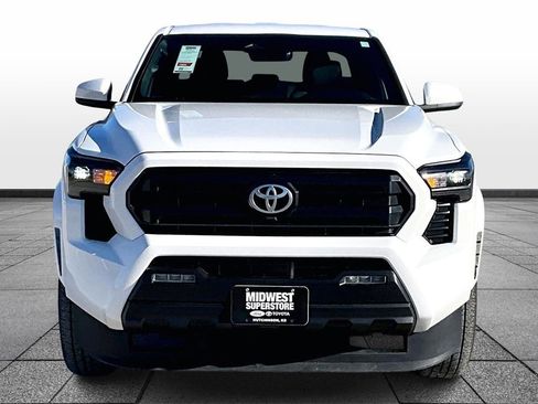 Used 2024 Toyota Tacoma SR5 image 3