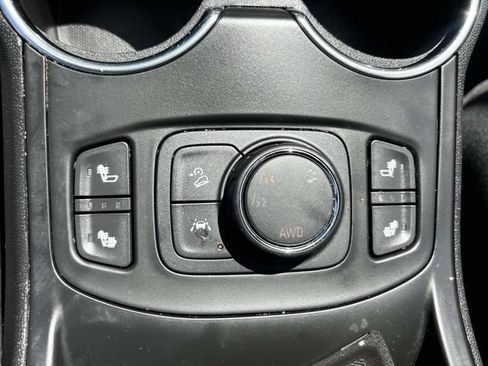 Used 2023 GMC Terrain SLT AWD/4WD image 34
