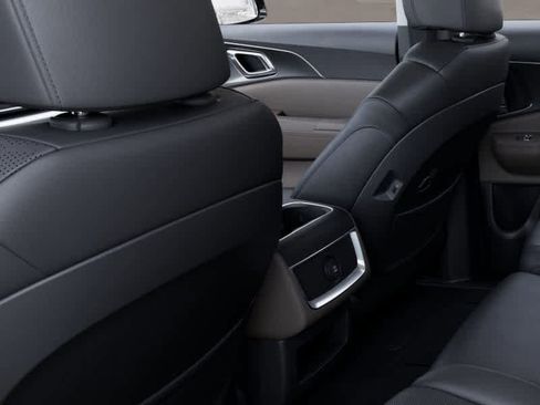 New 2025 Kia Carnival image 26