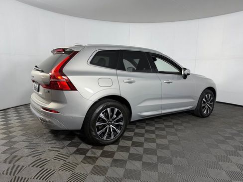 Used 2023 Volvo XC60 B5 Plus w/ Climate Package image 6