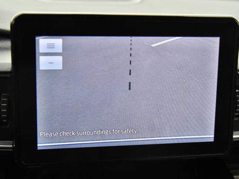 Used 2021 Ford Explorer Limited w/ Equipment Group 301A image 21