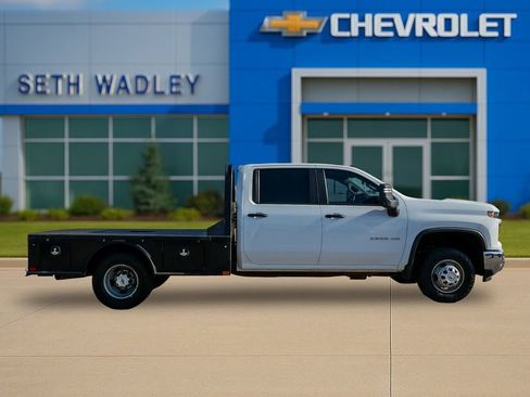 Used 2024 Chevrolet Silverado 3500 W/T w/ WT Convenience Package AWD/4WD image 8
