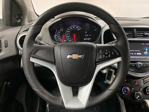 Used 2017 Chevrolet Sonic LT image 16