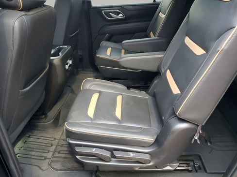 Used 2022 GMC Yukon XL AT4 image 21