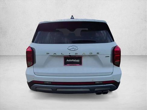 Used 2025 Hyundai Palisade SE AWD/4WD image 6