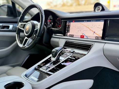 Used 2018 Porsche Panamera Turbo Executive w/ Assistance Package image 24