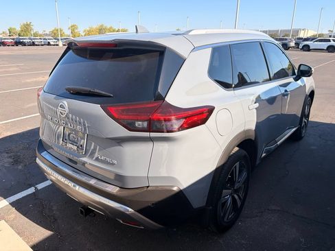 Used 2021 Nissan Rogue Platinum FWD image 6