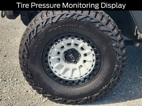 Used 2018 Jeep Wrangler Rubicon w/ Power Convenience Group AWD/4WD image 30
