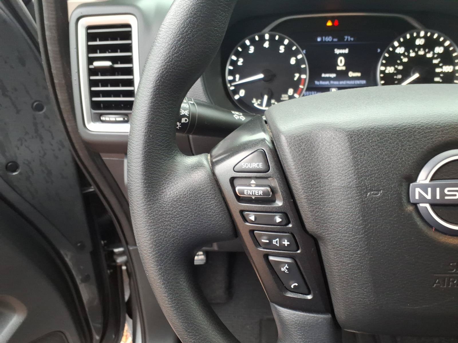 Used 2023 Nissan Frontier SV AWD/4WD image 16