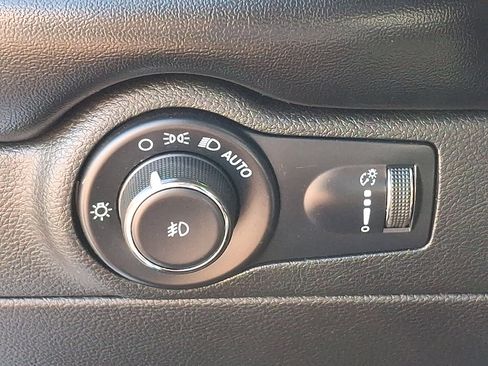Used 2023 Dodge Durango R/T AWD/4WD image 26