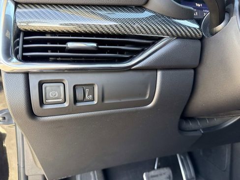 Certified 2023 Cadillac XT4 Sport image 31