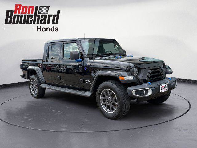 Certified 2020 Jeep Gladiator Overland w/ Popular Equipment Package AWD/4WD image 1