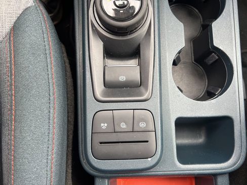 Used 2023 Ford Maverick XLT image 24