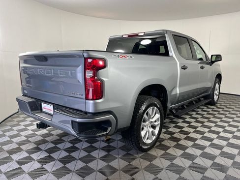 Used 2023 Chevrolet Silverado 1500 Custom AWD/4WD image 12