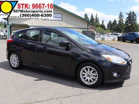 Used 2012 Ford Focus SE FWD image 11