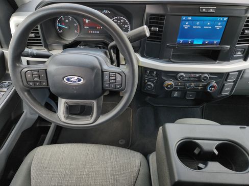 Used 2025 Ford F250 XLT w/ FX4 Off-Road Package AWD/4WD image 29