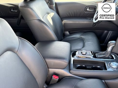 Certified 2024 Nissan Armada SL w/ Midnight Edition Package image 13