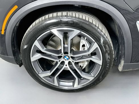 Used 2026 BMW X5 xDrive50e w/ Climate Comfort Package AWD/4WD image 32