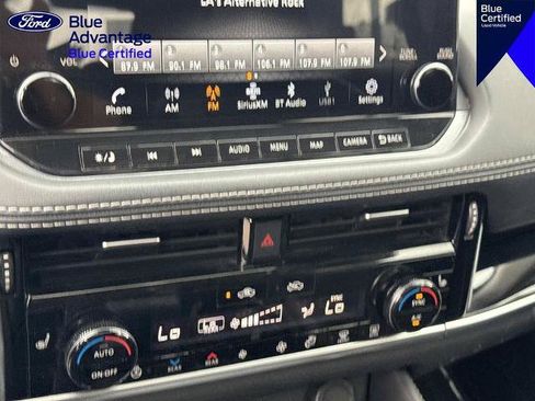 Used 2023 Nissan Rogue SL w/ SL Premium Package FWD image 25