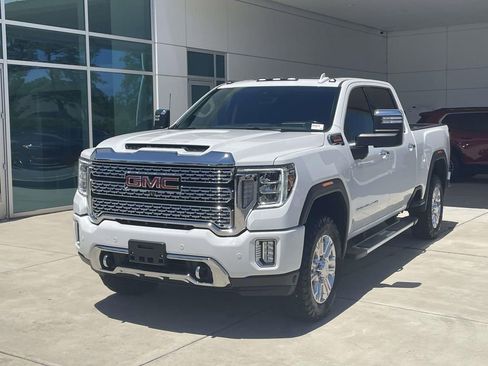 Used 2022 GMC Sierra 2500 Denali w/ Denali Ultimate Package AWD/4WD image 2