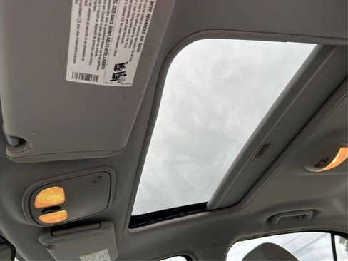 Used 2007 Chevrolet Malibu LT w/ Front Seating Package image 19