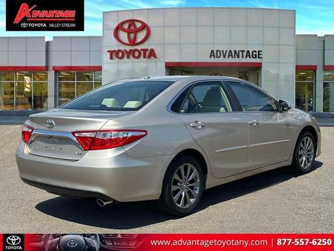 Used 2016 Toyota Camry XLE FWD image 7
